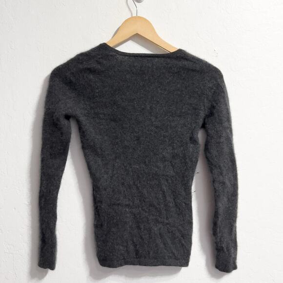 Ann Taylor Sweater V Neck XS Petite Cashmere Dark Grey Fuzzy Soft Cozy - Picture 2 of 7